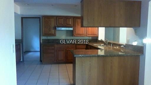 5th image of 2205 Lucerne Dr #0