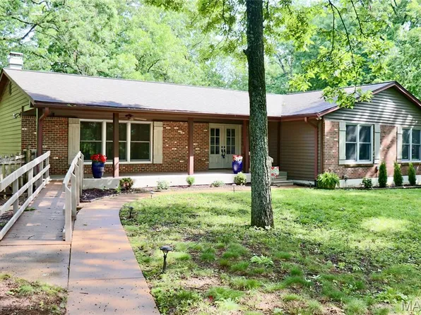 3830 Dutch Hollow Ln, Pacific, MO 63069