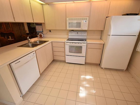 4th image of 6303 Wheatley Ct #C