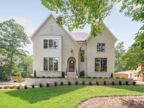 5601 Robinhood Rd, Charlotte, NC 28211