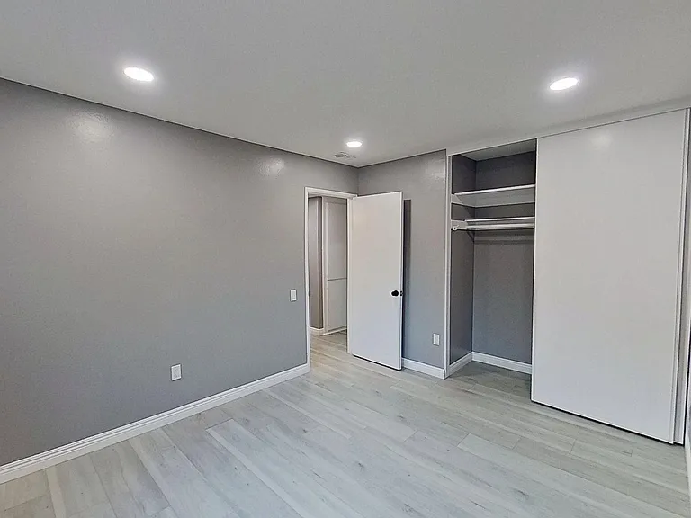 6661 Wrenfield Dr — Photo 25