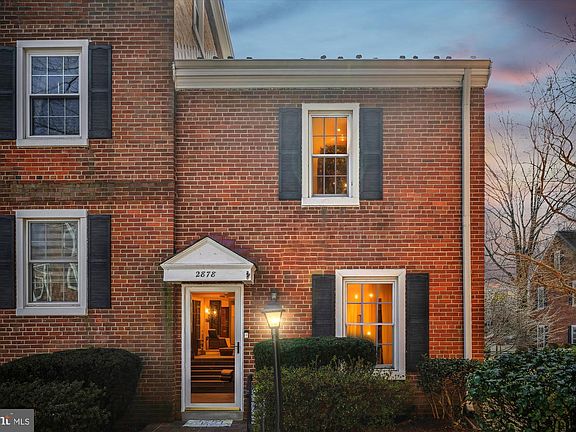 2nd image of 2878 S Abingdon St