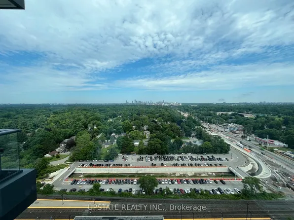 28 Ann St, Mississauga, ON