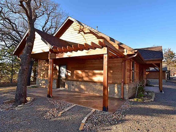 3rd image of 509 NW Eagles Landing Pl