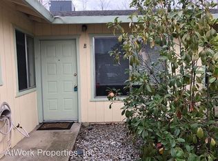 2474 Wilson Ave APT B, Redding, CA 96002