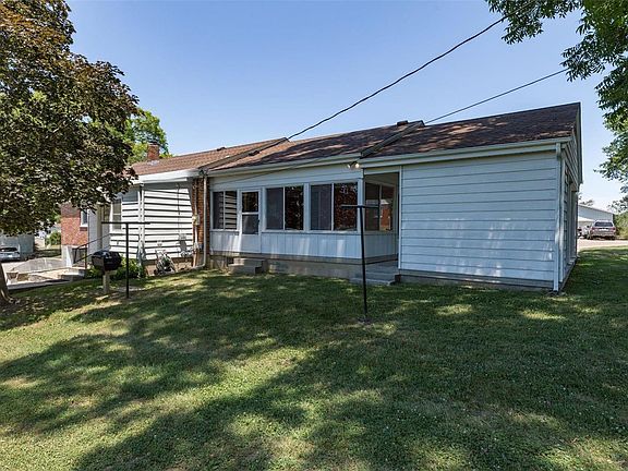 5th image of 20 Linn Dr
