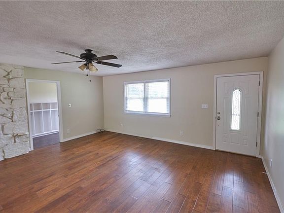 3rd image of 3001 E 16th St
