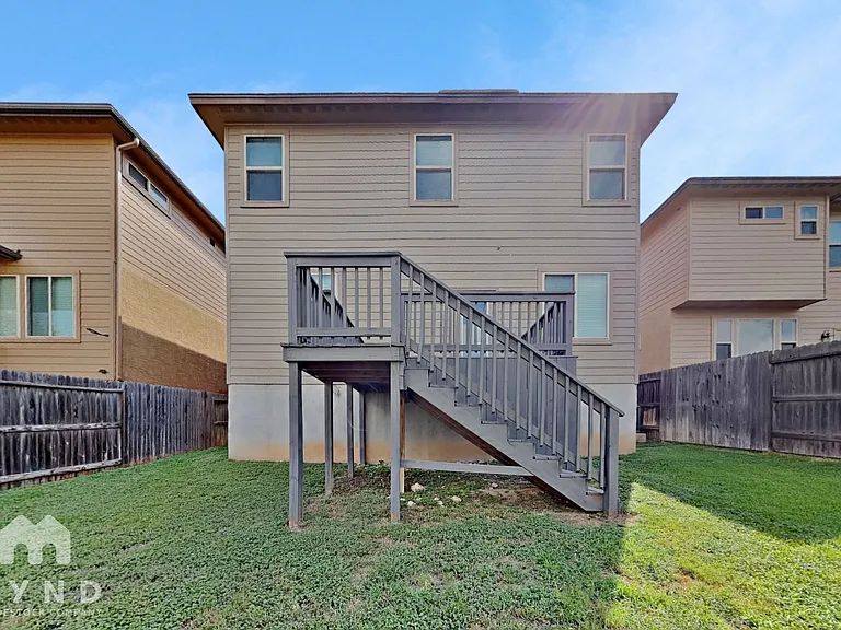 21535 Vista De Cristal — Photo 25