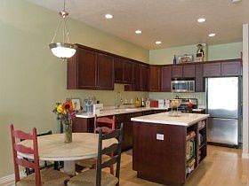 3rd image of 1346 Old Maple Ct