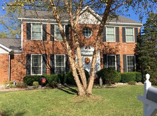 1020 Waldo Ln, Saint Charles, MO