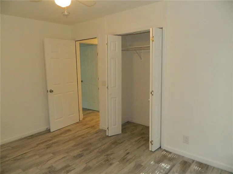 6512 Linda Ln — Photo 6