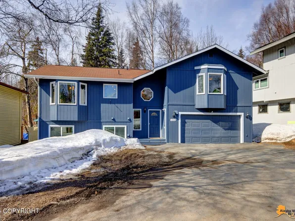 6908 Crawford St, Anchorage, AK 99502