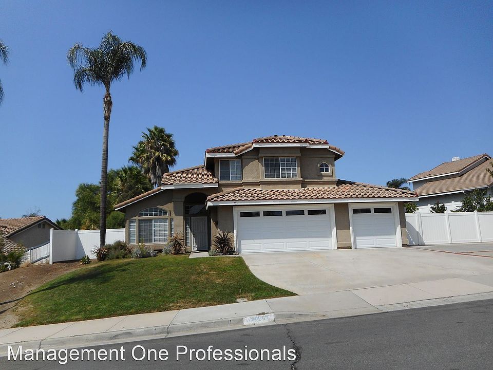 1st image of 40653 Alondra Dr