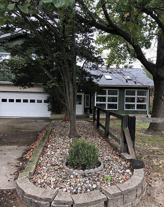 2nd image of 2506 Fairway Ct