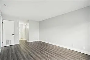 3244 NW 84th Ave — Photo 8