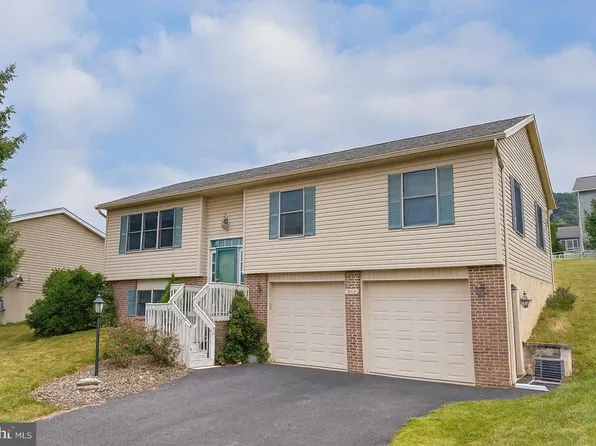 213 1st Ave, State College, PA 16801