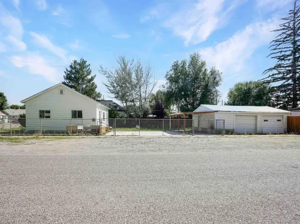 323 Linden St, Rupert, ID 83350
