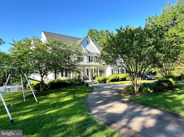 30 Wentworth Dr, Fredericksburg, VA 22406