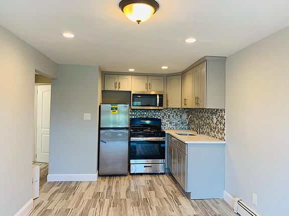 4th image of 25632 Craft Ave APT 3