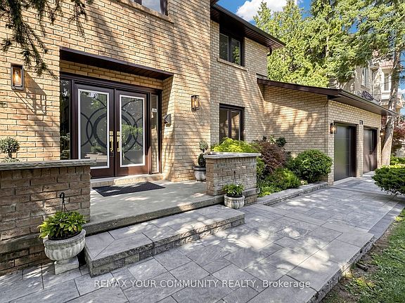 3rd image of 170 Garden Ave
