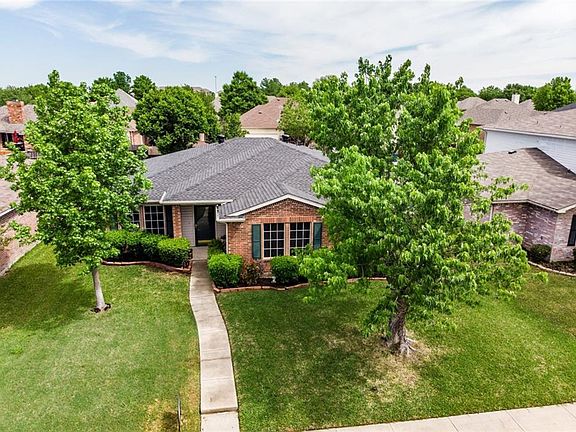2nd image of 1522 Windward Ln