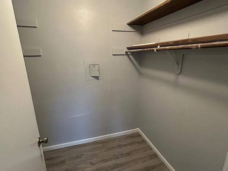 2334 W College Ave — Photo 7