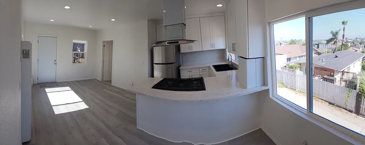 LIVING - 2625 J St