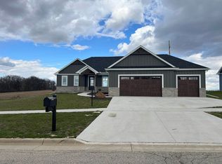 2038 Arbor Rdg, Janesville, WI 53548