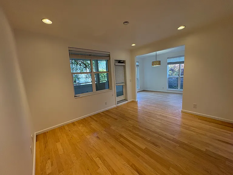 2173 NW Everett St #3 — Photo 10