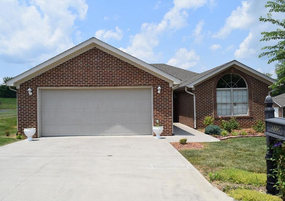 1st image of 302 Bowie Ct #302