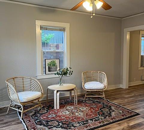 2nd image of 3425 1st Ave
