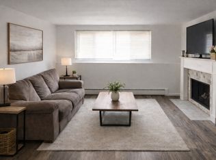 2145 King St APT 2, Colorado Springs, CO 80904