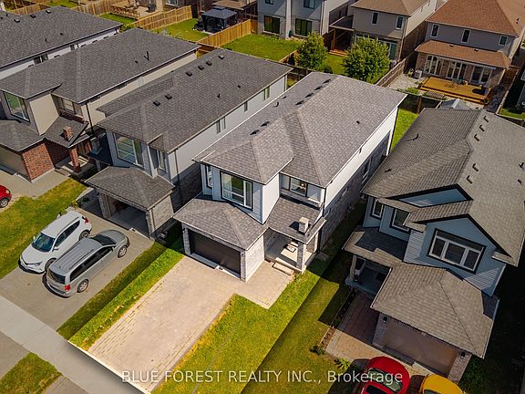 4th image of 742 Freeport St