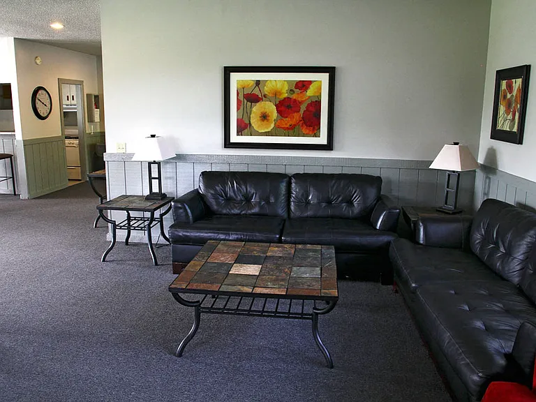 Brookside Apartments — Photo 34