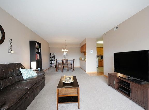 5th image of 7831 W 157th St Unit 305