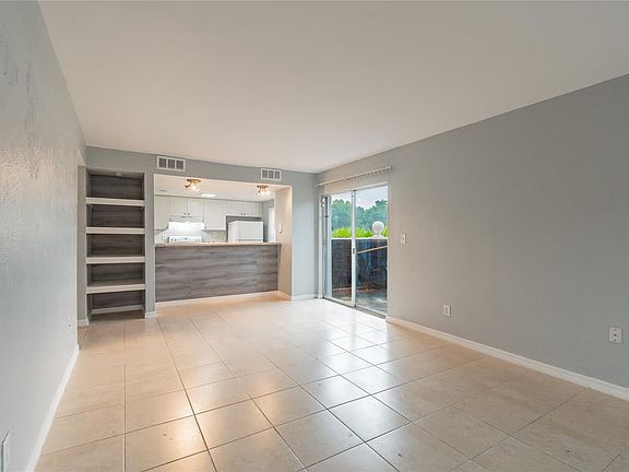 5th image of 8511 Lincoln Cove Dr APT 101A