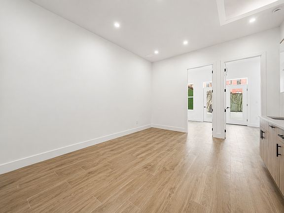 5th image of 893 New York Ave