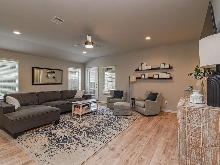 13009 Oleander Bay Ln — Photo 8