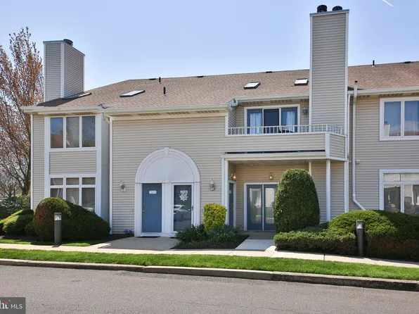 2507 Noras Ct #2507, North Wales, PA 19454