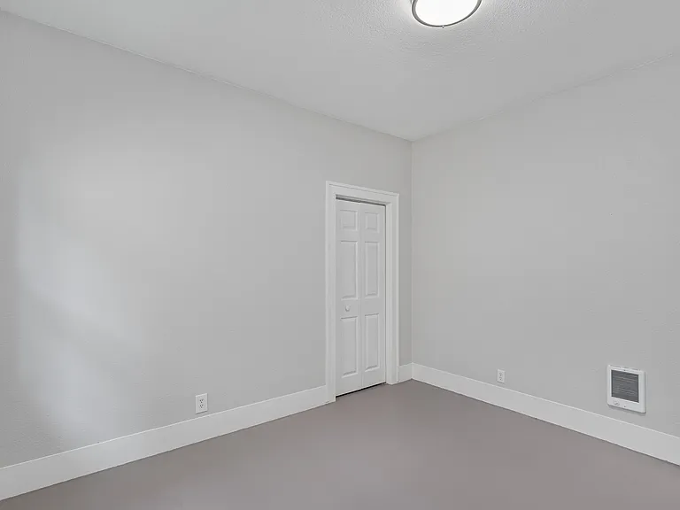3033 Sumner Ave — Photo 16
