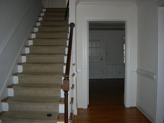 2nd image of 517 Avondale Ave