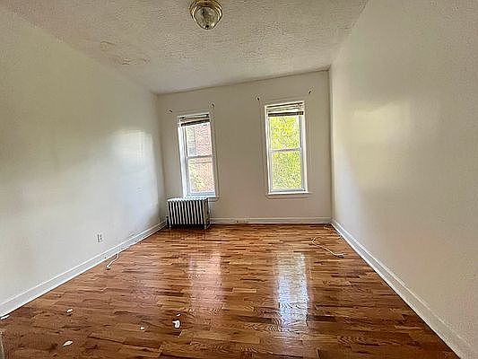4th image of 302 Eastern Pkwy APT 2F