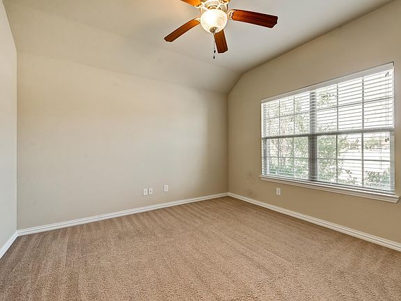 3rd image of 2100 Sun Creek Dr