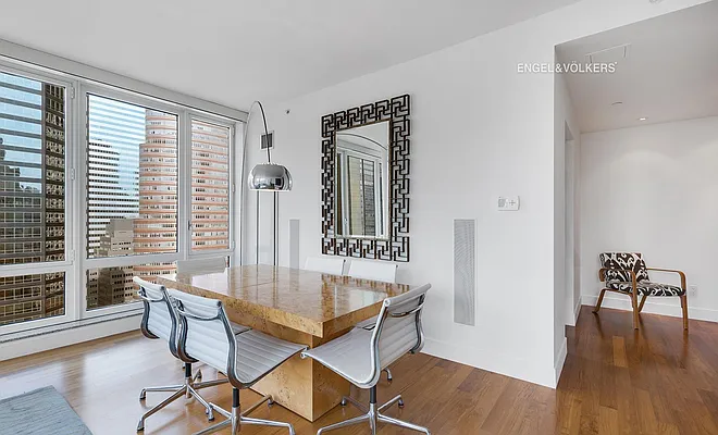Sold by Engel & Völkers New York City | media 2
