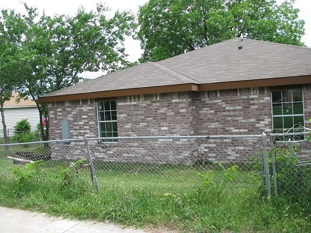 2nd image of 4716 Sarazen Dr