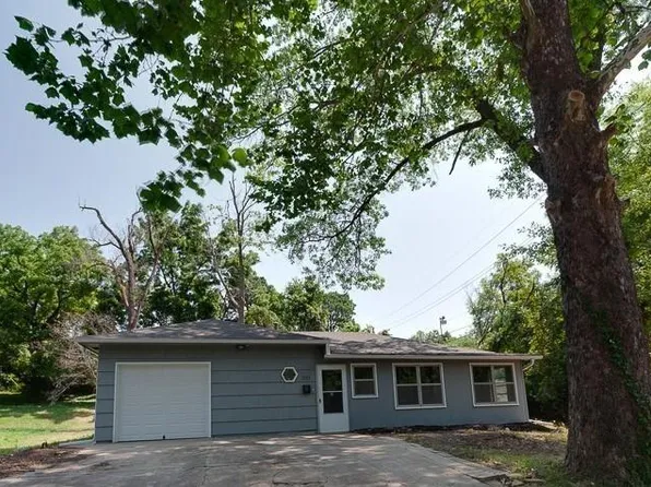 2311 N 62nd St, Kansas City, KS 66104