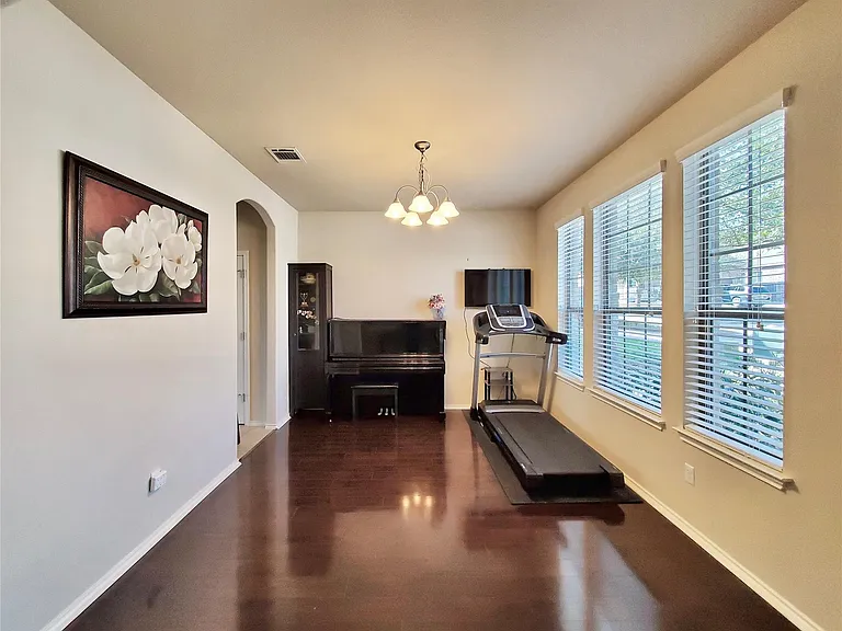 1436 Lindo Dr — Photo 6