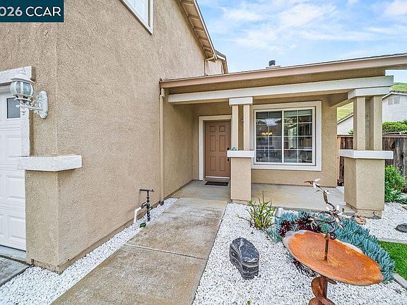 4th image of 1065 Dawnview Ct