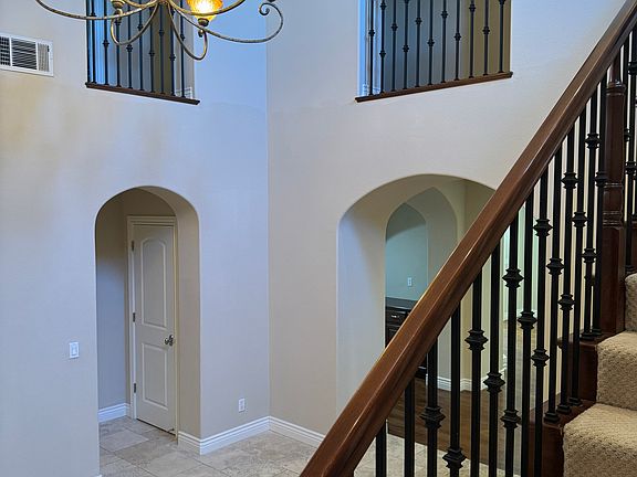 5th image of 7056 Emerson Ln