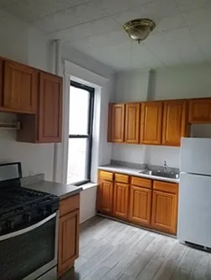 Rented by HFF Realty LLC | media 18